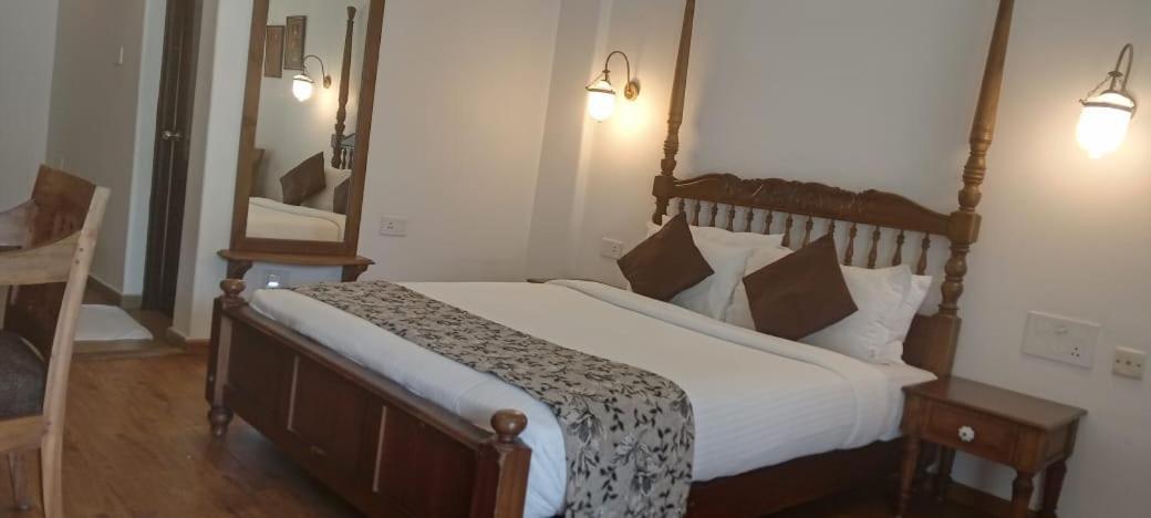 Sea Lagoon Health Resort Kochi Exterior photo